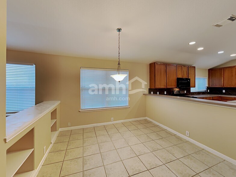 Building Photo - 16623 Grenada Falls Dr