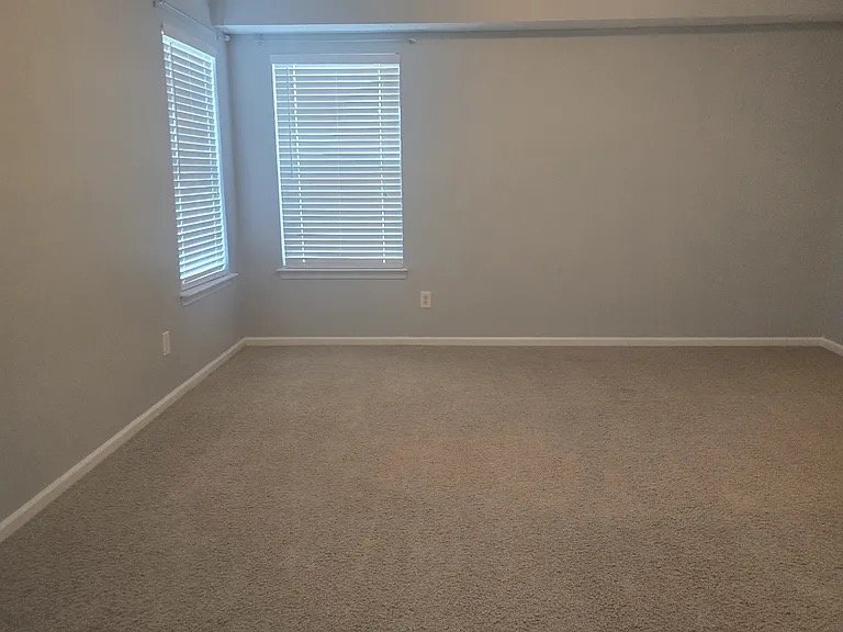 Building Photo - 158 Eagleton Cir