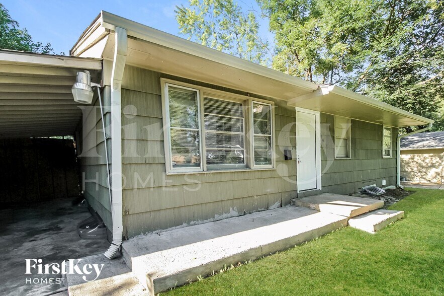 Building Photo - 7611 E 47th Terrace