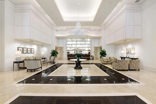 Building Photo - 801 S Olive Ave