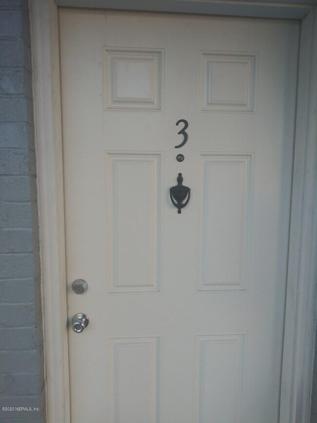 2216 Spring Park Rd 2216 Spring Park Rd Jacksonville FL 32207