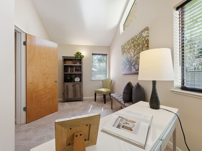 Building Photo - OPEN HOUSE 5/9 & 5/10 1:30-4:30
