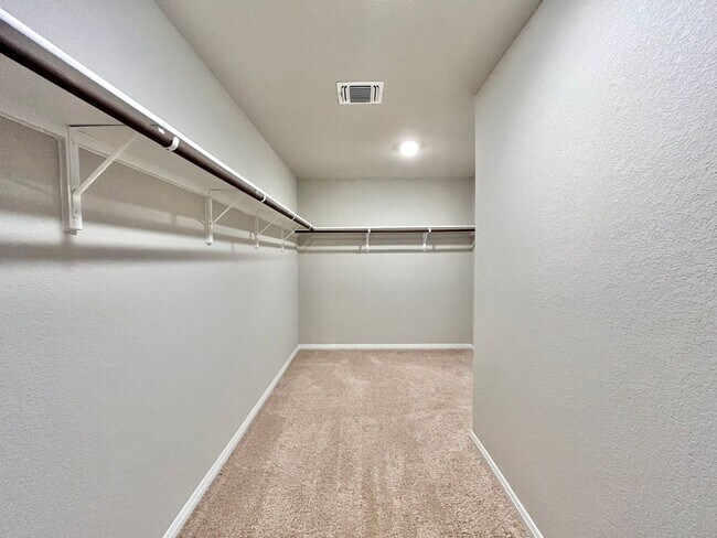 Building Photo - 13613 Rebecca Latimer Rd