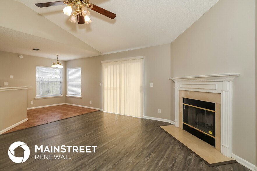 Building Photo - 5956 Wentworth Cir S