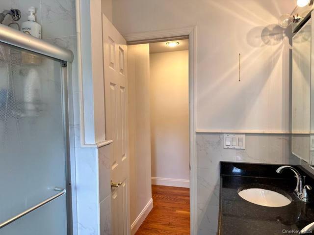 Building Photo - 133 Railroad Ave