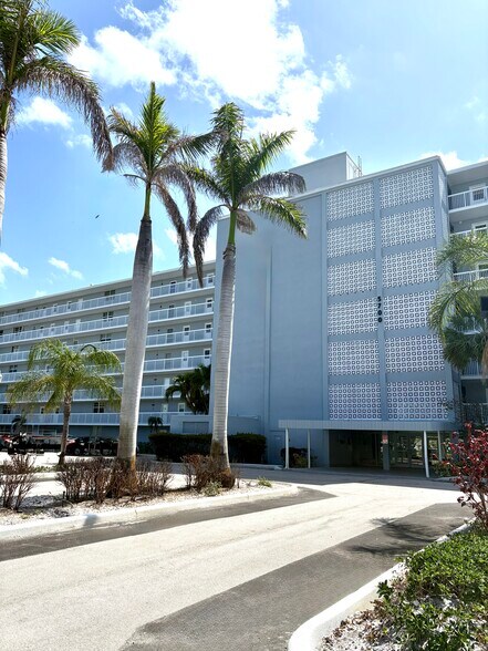 building - 5700 NW 2nd Ave