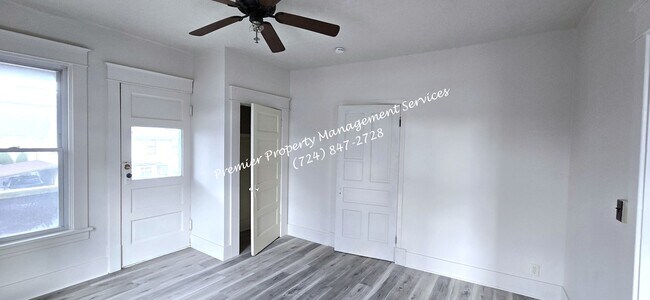 Building Photo - 331 W North St