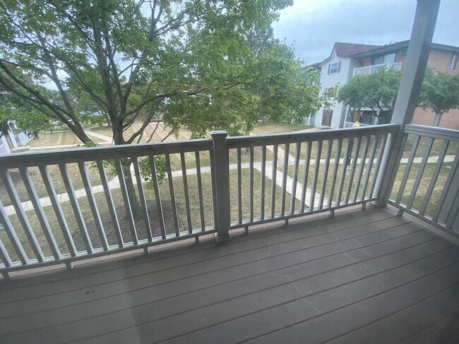 Building Photo - 125 S Gregory St