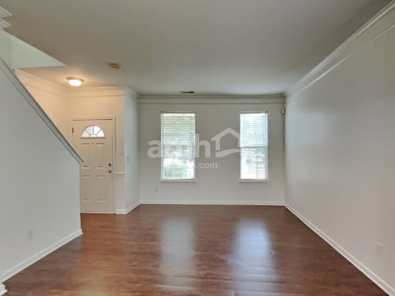 Building Photo - 16314 Raptor Ct