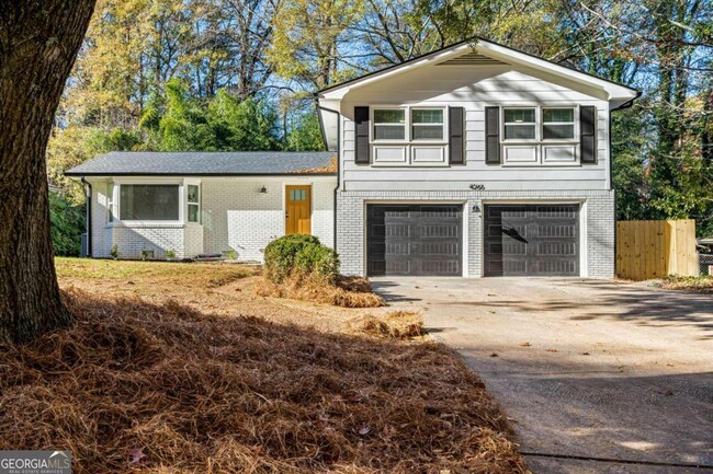 Primary Photo - 4266 N Shallowford Rd