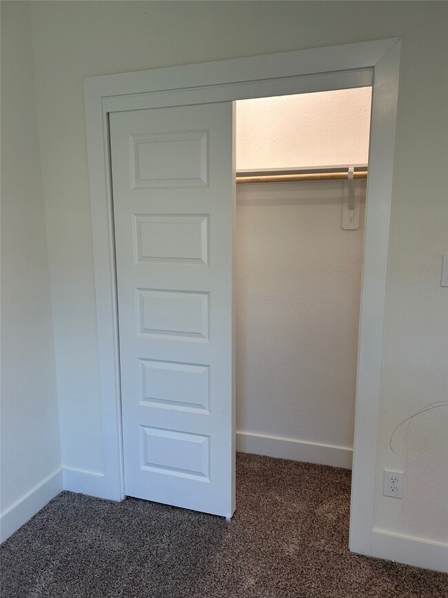 Building Photo - 16531 Oasis Mdw Ln