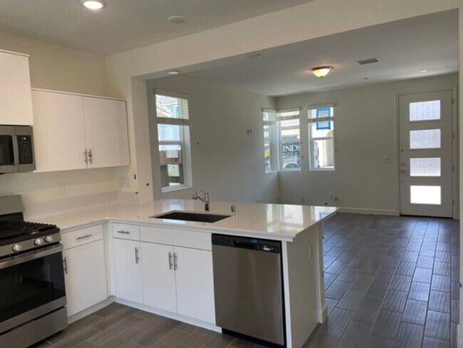 Building Photo - 2056 N Walling Ln