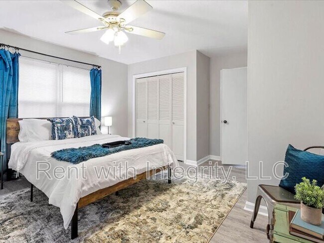 Building Photo - 1835 Portland Ave