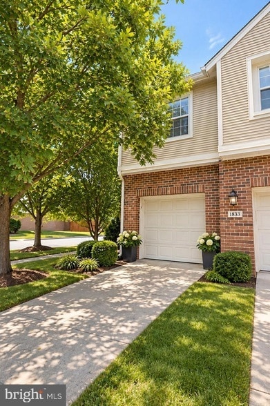 Building Photo - 45050 Brae Terrace