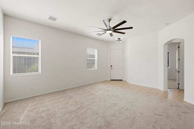 Building Photo - 5917 N Talbot Dr