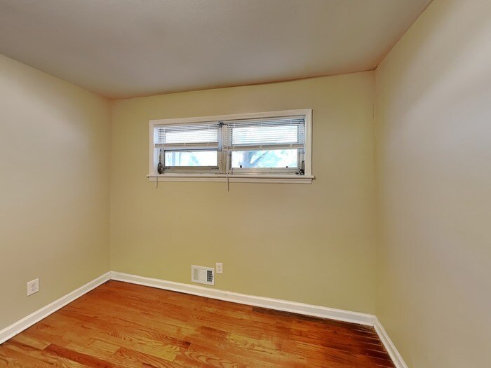 Building Photo - 1407 Palmer Pl SW