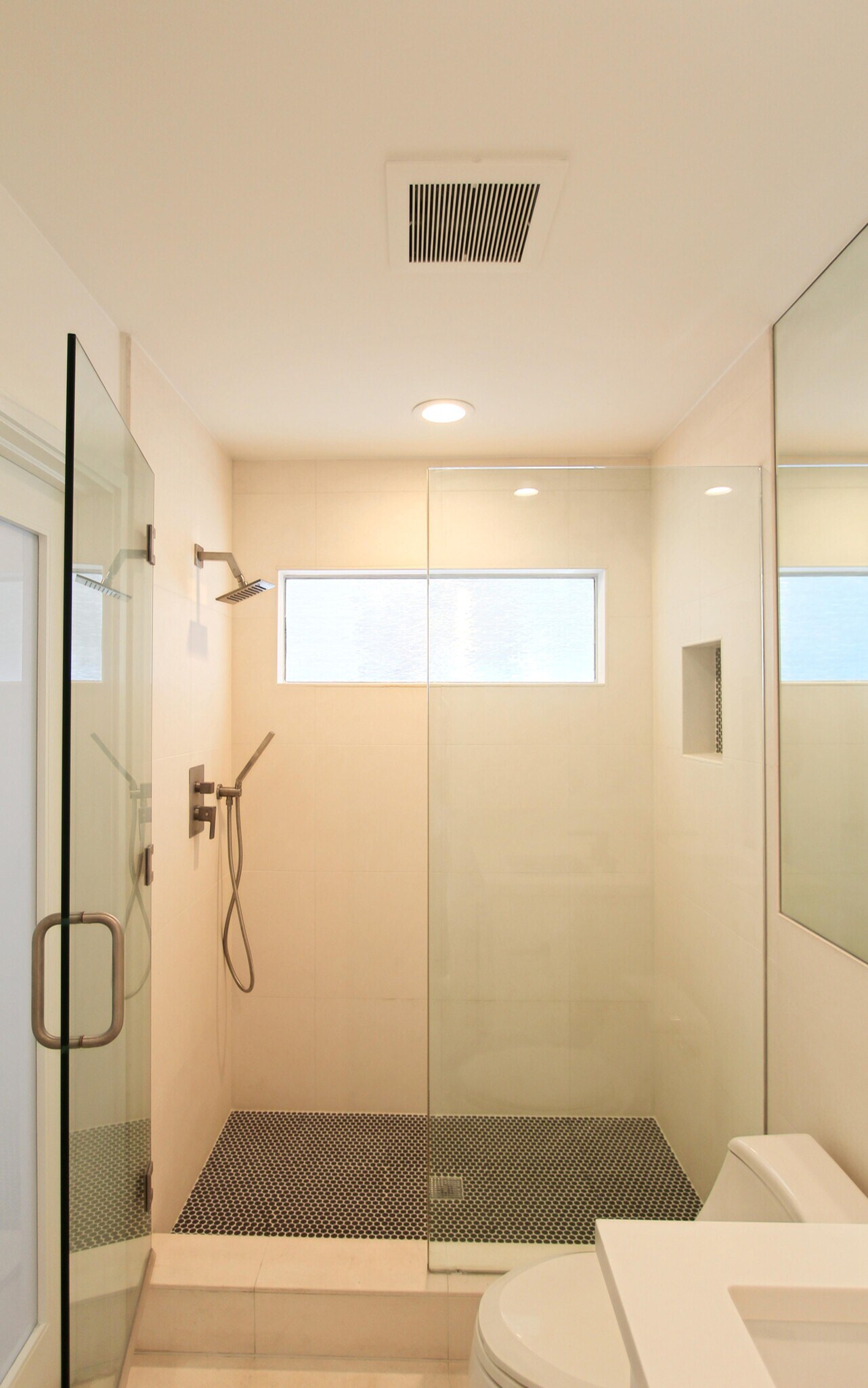 Building Photo - 7353 Pyramid Pl