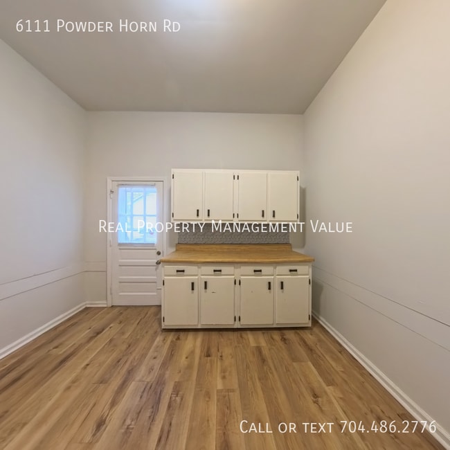 Building Photo - 6111 Powder Horn Rd