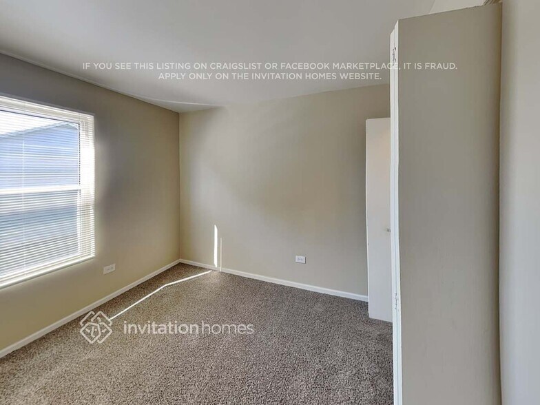 Building Photo - 1313 Lasser Dr