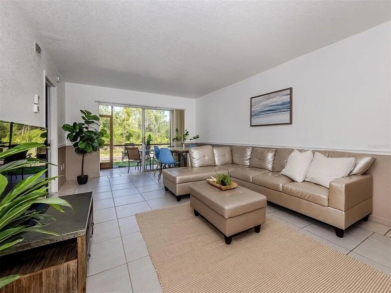 Building Photo - 25050 Sandhill Blvd