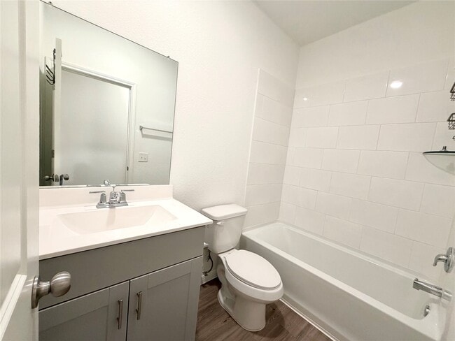 Building Photo - 1348 Bright Hl Dr