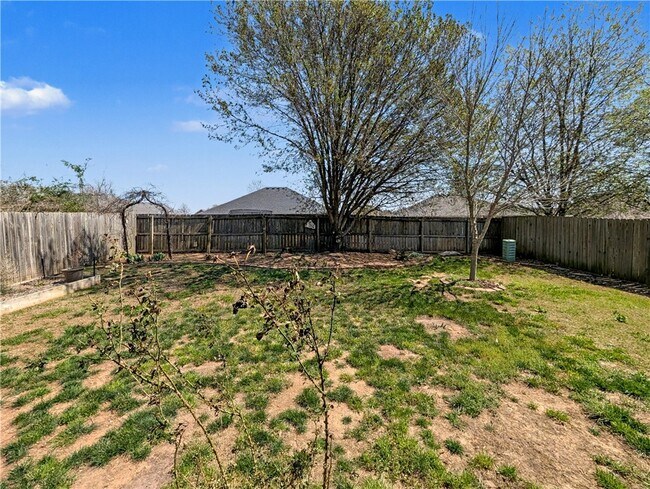 Building Photo - 396 N Torc Ln