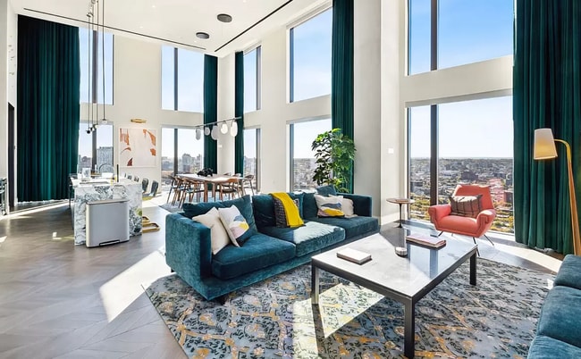 Building Photo - 11 Hoyt St