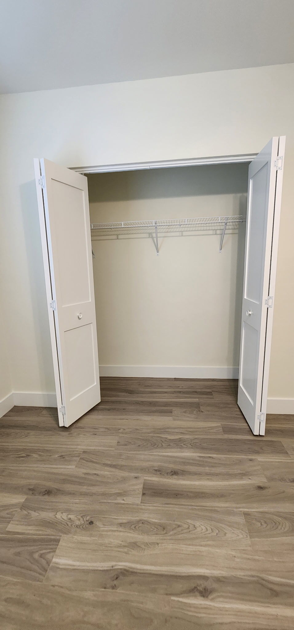 Bedroom 2 closet - 10925 Red Dragon Ln