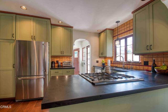 Building Photo - 1014 Stearns Dr