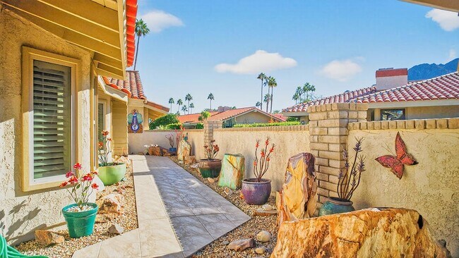 Building Photo - 45668 Pueblo Rd