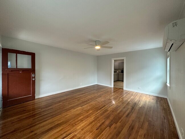 Building Photo - 625 Lovera Blvd