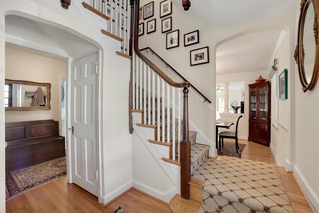 Building Photo - 4518 Chase Ave