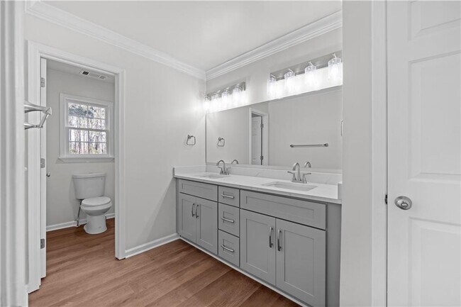 Building Photo - 6015 Canaan Woods Dr SW