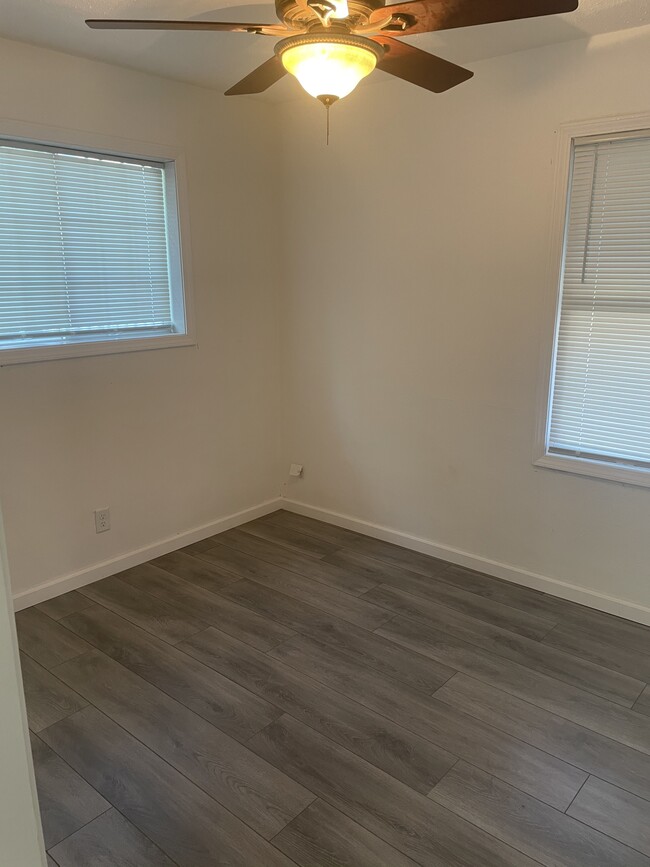 Bedroom with closet - 315 Rose St