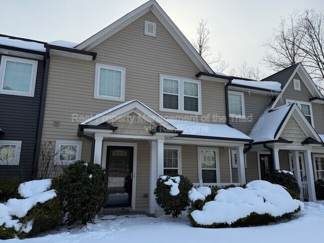 Building Photo - 6519 Ashebrooke Dr