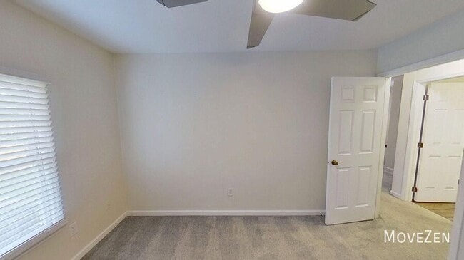Building Photo - 1608 Township Cir