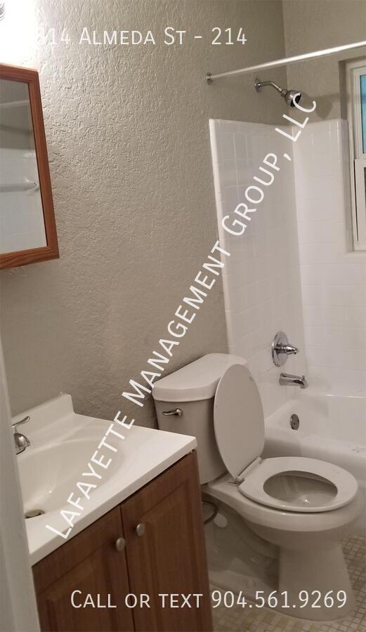 Building Photo - 3814 Almeda St