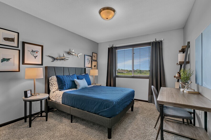 Building Photo - 687 Roberts Road