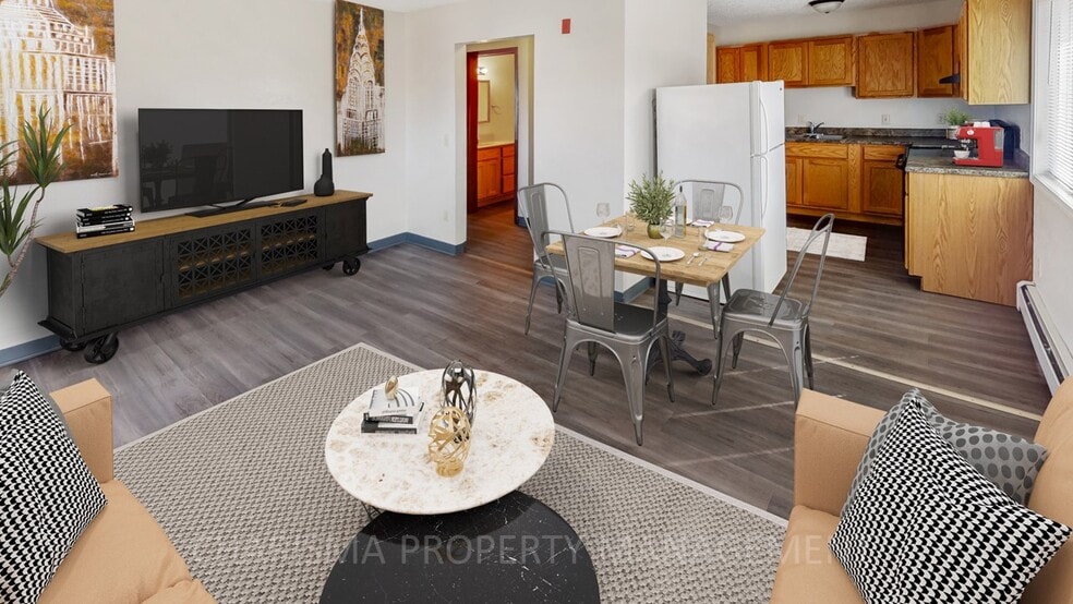 Building Photo - 412 S Thompson Ave