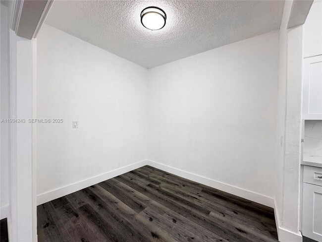 Building Photo - 900 Jefferson Ave