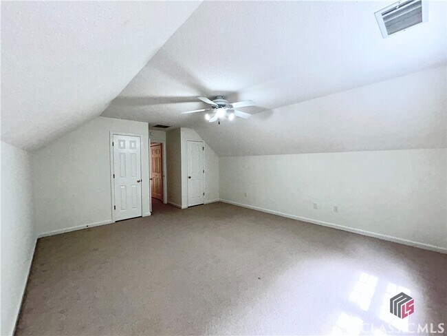 Building Photo - 120 Cedar Springs Pl