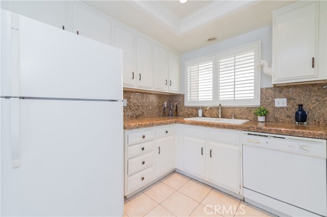Building Photo - 2381 Via Mariposa W