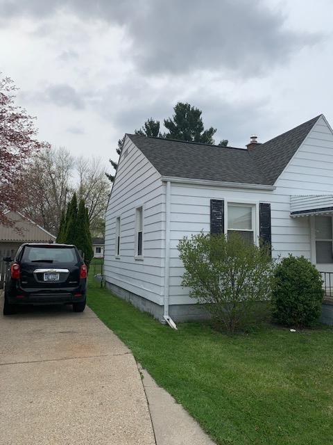 Building Photo - 24329 Grove Ave