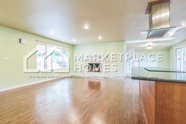 Building Photo - 9425 195th Ave NE