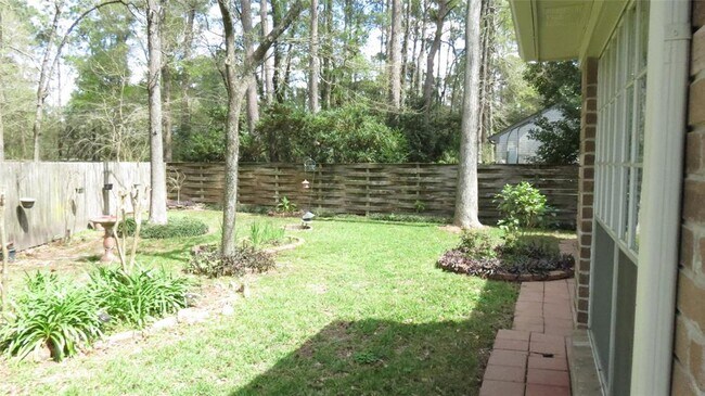 Building Photo - 35 Cottage Grove Pl