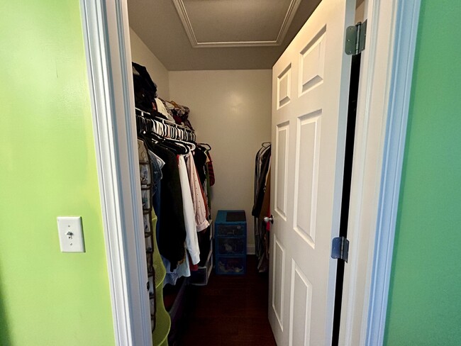 Building Photo - 1410 Brownstone Pl