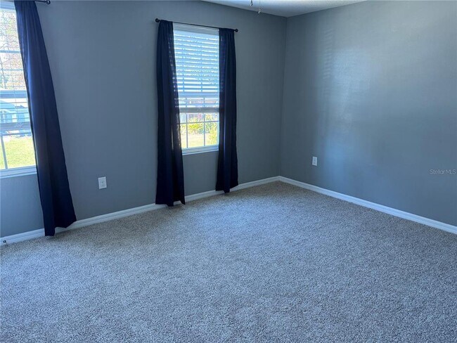 Building Photo - 7 Russkin Ln