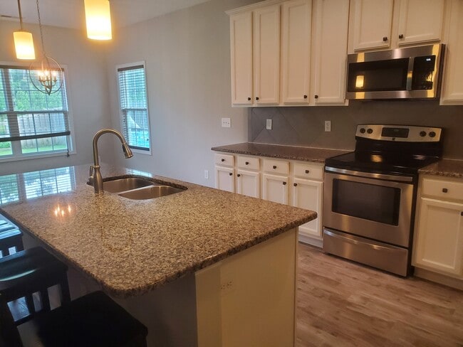 Building Photo - 148 Poplar Branch Way