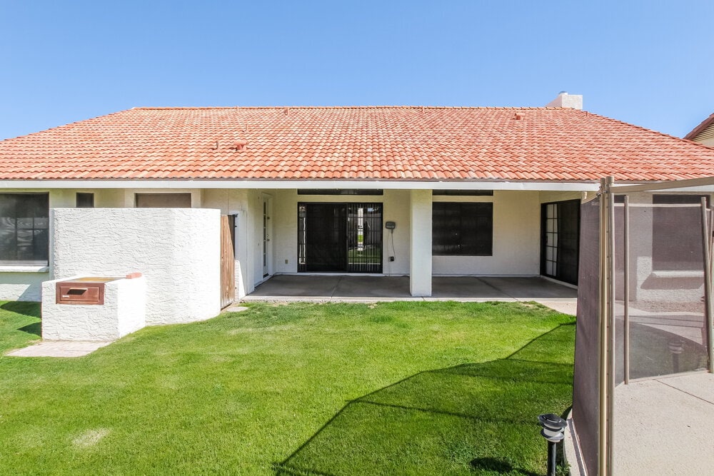 Building Photo - 6709 W Topeka Dr