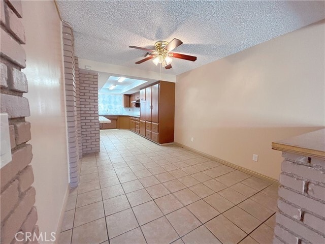 Building Photo - 17065 Ivy Ave